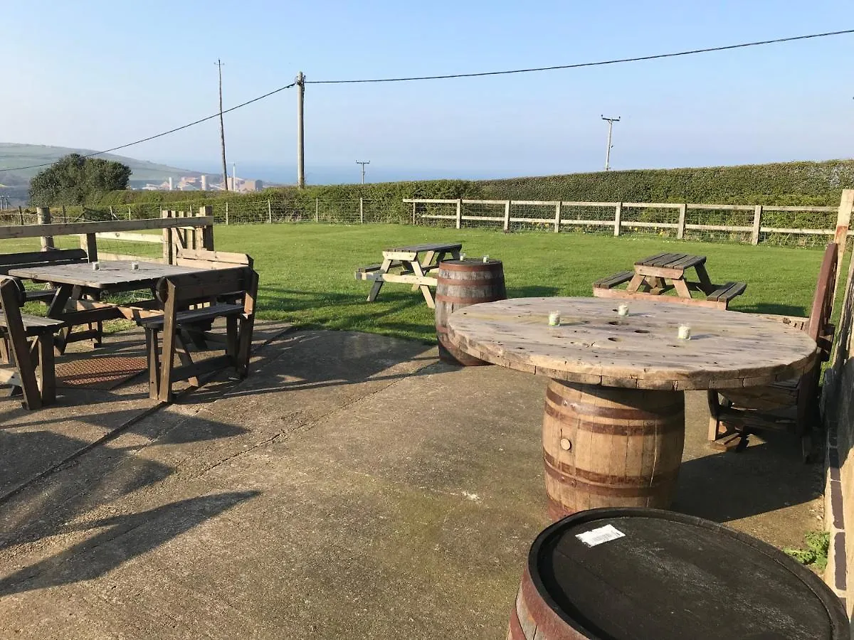 The Fox Inn, Roxby, Static Caravan United Kingdom